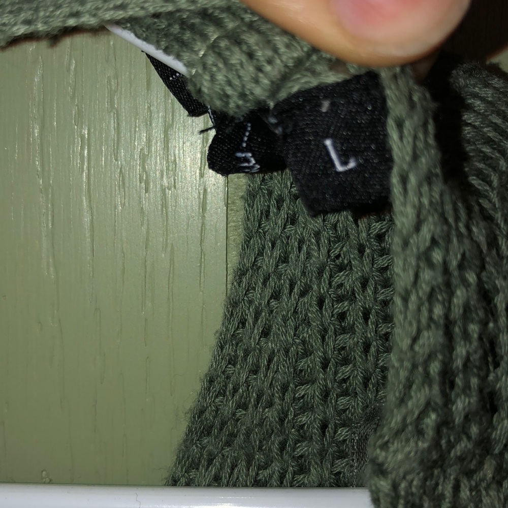 Sweater - Picture 3 of 3